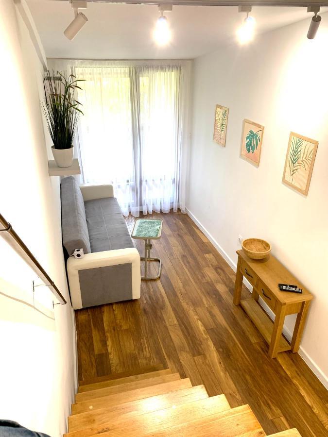 Апартамент За Гости Varna Exteriör bild